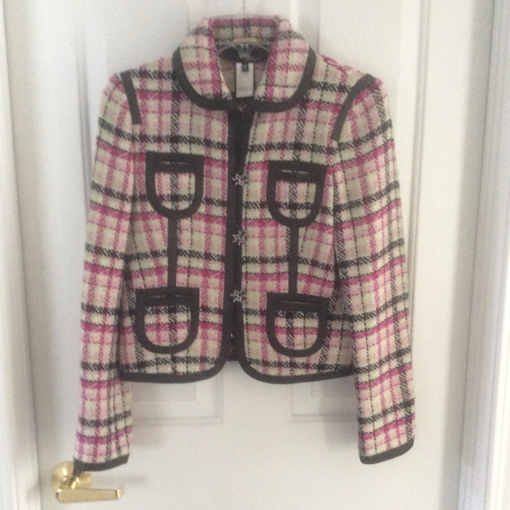 Elegant Les Copains 100% wool pink check jacket.